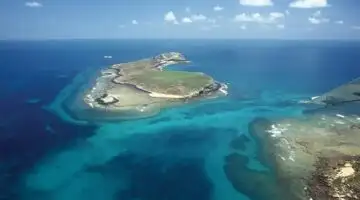 Recife de corais no Banco de Abrolhos, litoral sul da Bahia