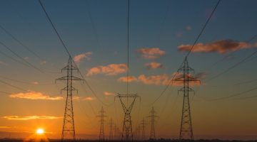 Conta de luz 2026: como entender sua fatura, bandeiras tarifarias e 12 dicas para economizar ate 30%