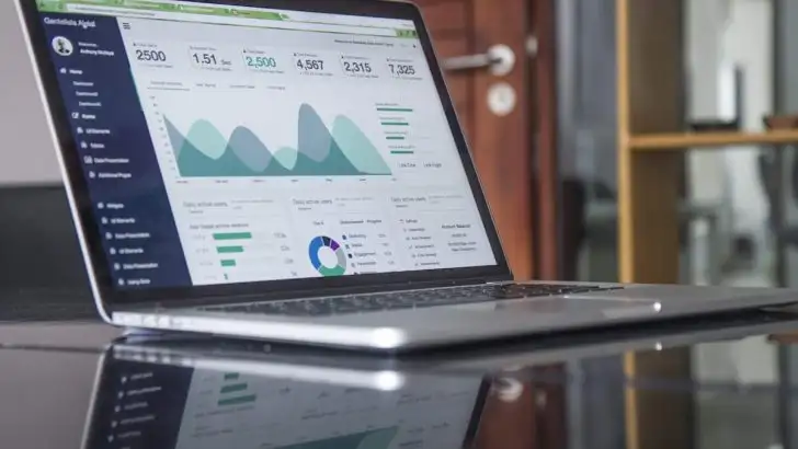 Como fazer renda extra em 2026: 15 ideias realistas que pagam de R$ 500 a R$ 5.000 por mes