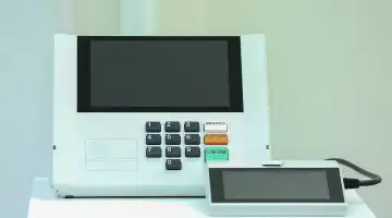 Urna eletronica brasileira modelo UE2020