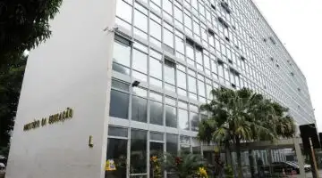 Vestibular Uece 2027.1: 2.812 vagas e primeira fase em 18 de outubro